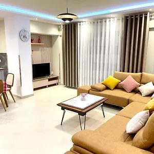 4* Отель Queen Isabella Premium